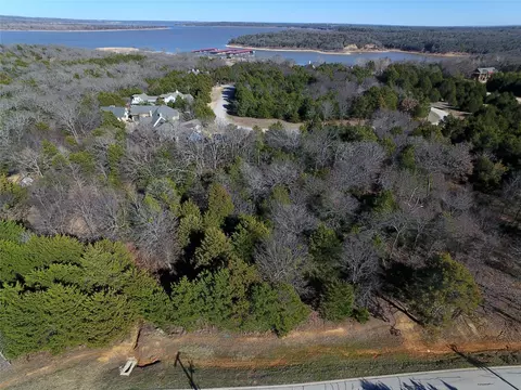 9 Pine Hills Dr # A, Gordonville, TX 76245