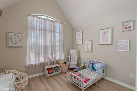 Bedroom - 110 Bent Tree Loop, Haughton, LA 71037 photo 4 of 6