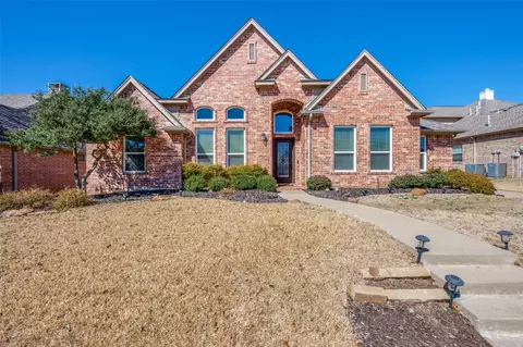 2211 High Pointe Dr, Corinth, TX 76210