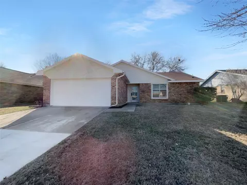 3646 San Remo Dr, Grand Prairie, TX 75052