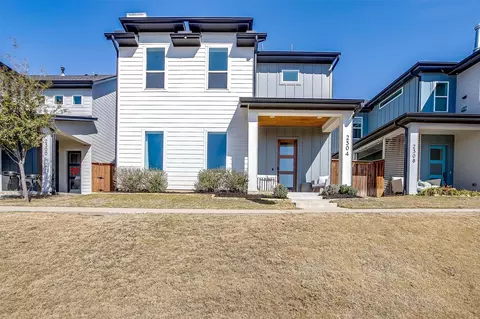 2304 Scenic Bluff Dr, Fort Worth, TX 76111