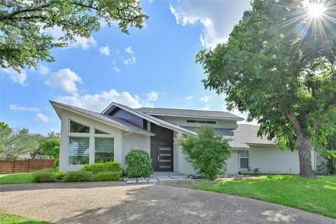 6956 Meadowbriar Ln, Dallas, TX 75230