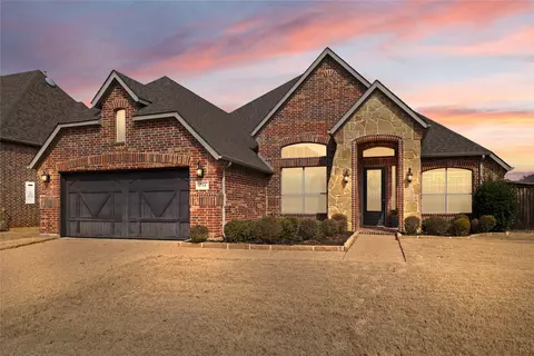 714 Colby Dr, Mansfield, TX 76063