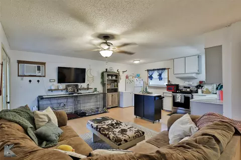 Living - 3 Silo View Rd, Abilene, TX 79601 photo 2 of 2