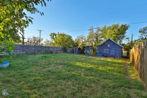 Exterior - 3 Silo View Rd, Abilene, TX 79601 photo 5 of 8