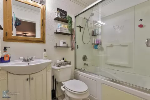 Bath - 3 Silo View Rd, Abilene, TX 79601 photo 2 of 2