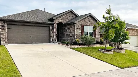 1829 Agarito Dr, Weatherford, TX 76086