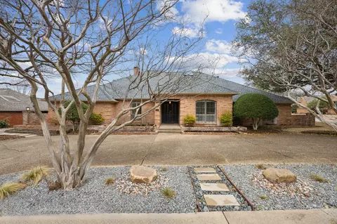 5903 Twin Coves St, Dallas, TX 75248