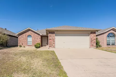 12104 Rolling Ridge Dr, Burleson, TX 76028