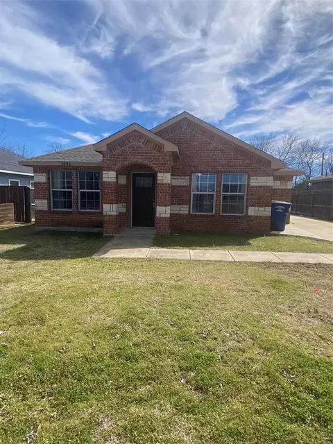 3936 Silverhill Dr, Dallas, TX 75241