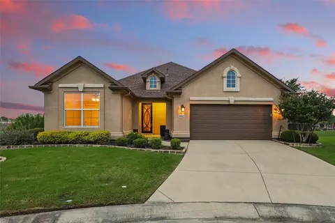 10112 Parkcrest Ct, Denton, TX 76207