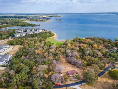 225 Lake St, Hickory Creek, TX 75065