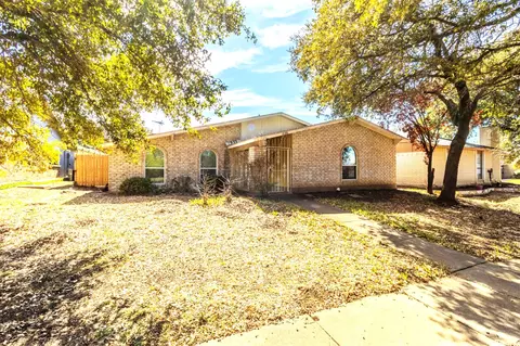 10306 Red Elm Rd, Dallas, TX 75243