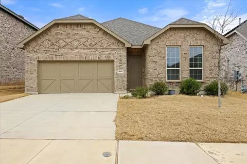 9016 Horse Herd Dr, Fort Worth, TX 76123