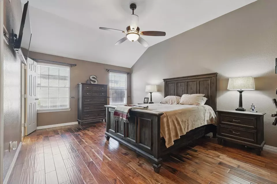 Bedroom - 5948 Madison Dr, The Colony, TX 75056 photo 1 of 7