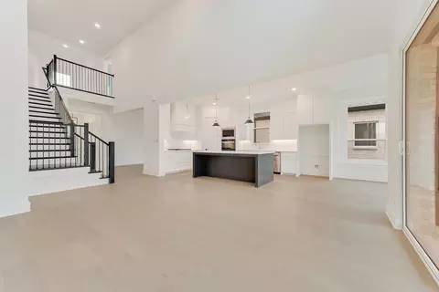 Living - 628 Limerick Ln, Celina, TX 75009 photo 2 of 3