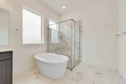 Bath - 628 Limerick Ln, Celina, TX 75009 photo 5 of 5
