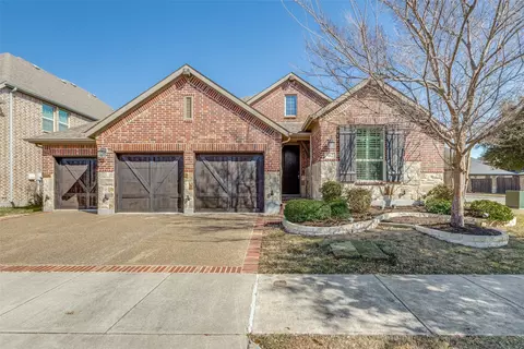417 Winehart St, Lewisville, TX 75056