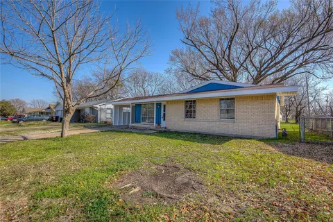 6511 Finch Dr, Greenville, TX 75402