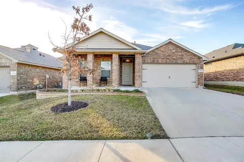 2304 Stallings Rd, Fort Worth, TX 76108