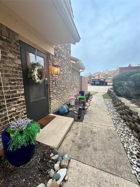 4341 Madera Rd, Irving, TX 75038