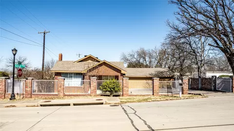 6810 Pecan St, Frisco, TX 75034