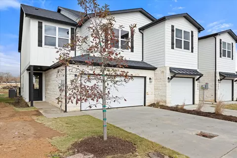 501 Galt Dr, Stephenville, TX 76401