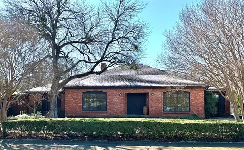 7124 Meadow Rd, Dallas, TX 75230