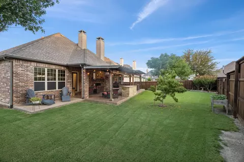 Exterior - 741 Butchart Dr, Prosper, TX 75078 photo 6 of 11