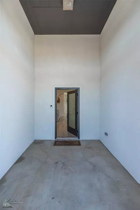 5409 Fallbrook Dr, Abilene, TX 79606 photo 3