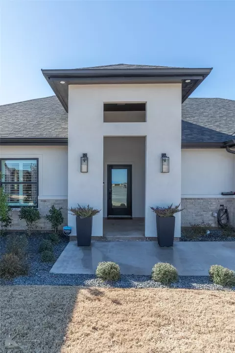 5409 Fallbrook Dr, Abilene, TX 79606 photo 2