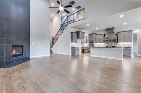 1608 Monahan Dr, Lantana, TX 76226