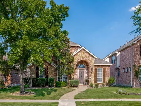 10086 Wheat Ridge Dr, Frisco, TX 75033
