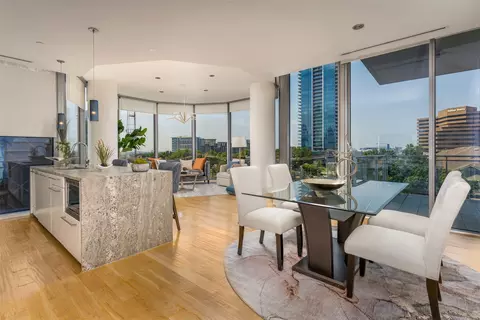 2900 Mckinnon St #404, Dallas, TX 75201