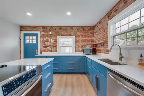 909 N Kaufman St, Seagoville, TX 75159