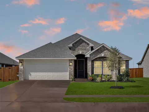 1017 Pineview Ln, Crowley, TX 76036