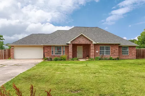 500 Meadow Dr, Lowry Crossing, TX 75069