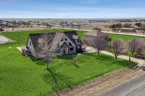 12240 Wellington Rd, Ponder, TX 76259