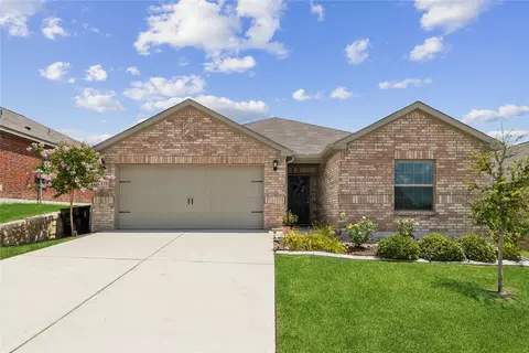 173 Bandana Cir, Newark, TX 76071