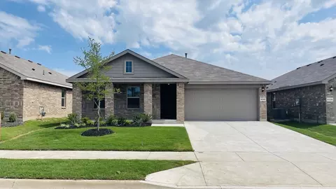 4132 Twisted Creek Dr, Crowley, TX 76036