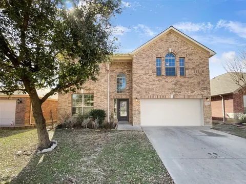 5752 Fountain Flat Dr, Fort Worth, TX 76244