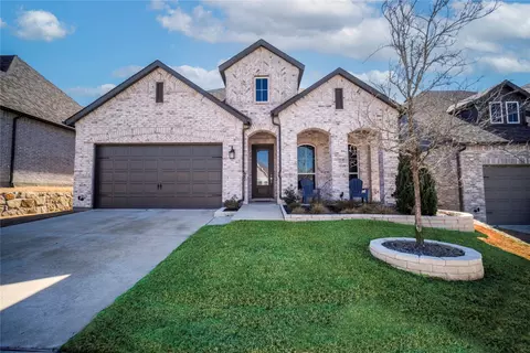 1917 Barnhill Ln, Van Alstyne, TX 75495