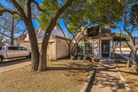 4601 Place One Dr, Garland, TX 75042