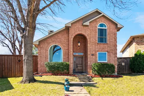1400 Ranchview Ct, Carrollton, TX 75007