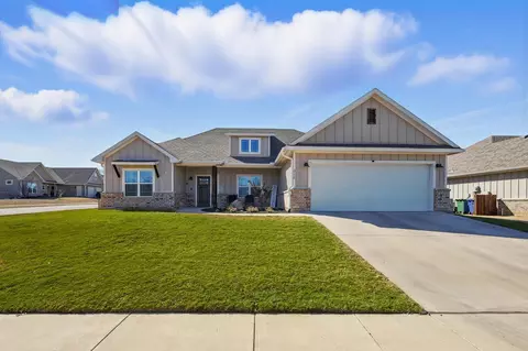 315 Wilson St, Whitesboro, TX 76273