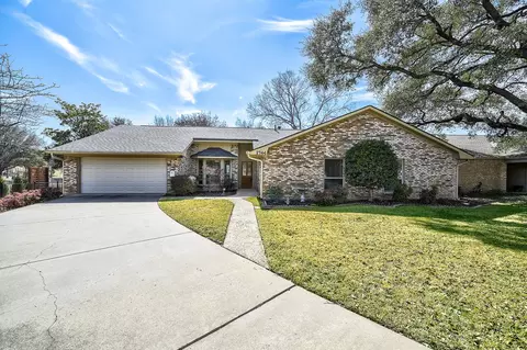 2744 Wagonwheel Ct, Carrollton, TX 75006