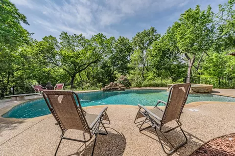 6800 Riverridge Rd, Fort Worth, TX 76116