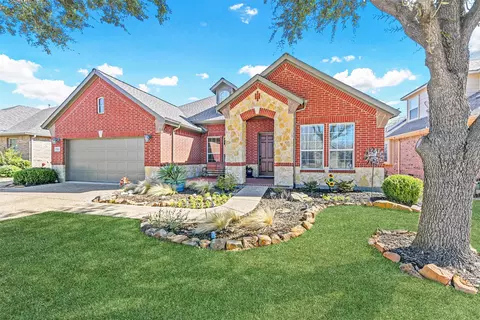 2512 Saddlehorn Dr, Little Elm, TX 75068