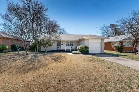 2806 Marbella Ln, Dallas, TX 75228