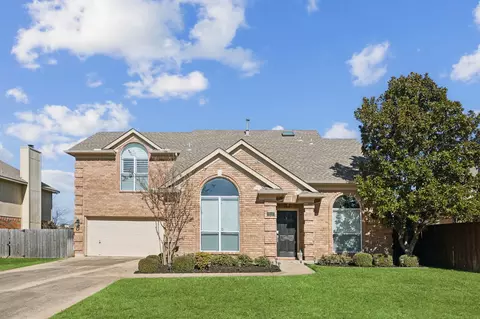 817 Greylyn Dr, Plano, TX 75075